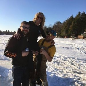 Meet your Posher, Holly